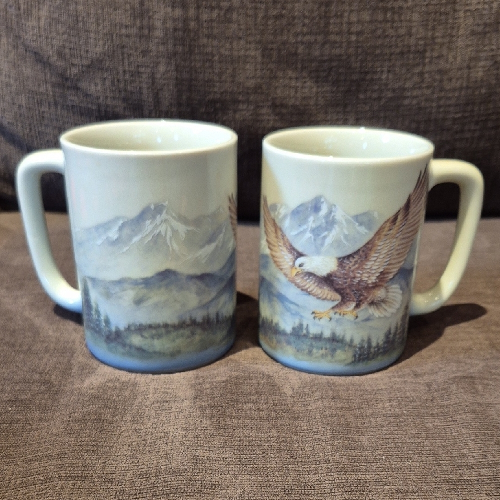 Vintage Otagiri Japan Green and White Eagle Mugs